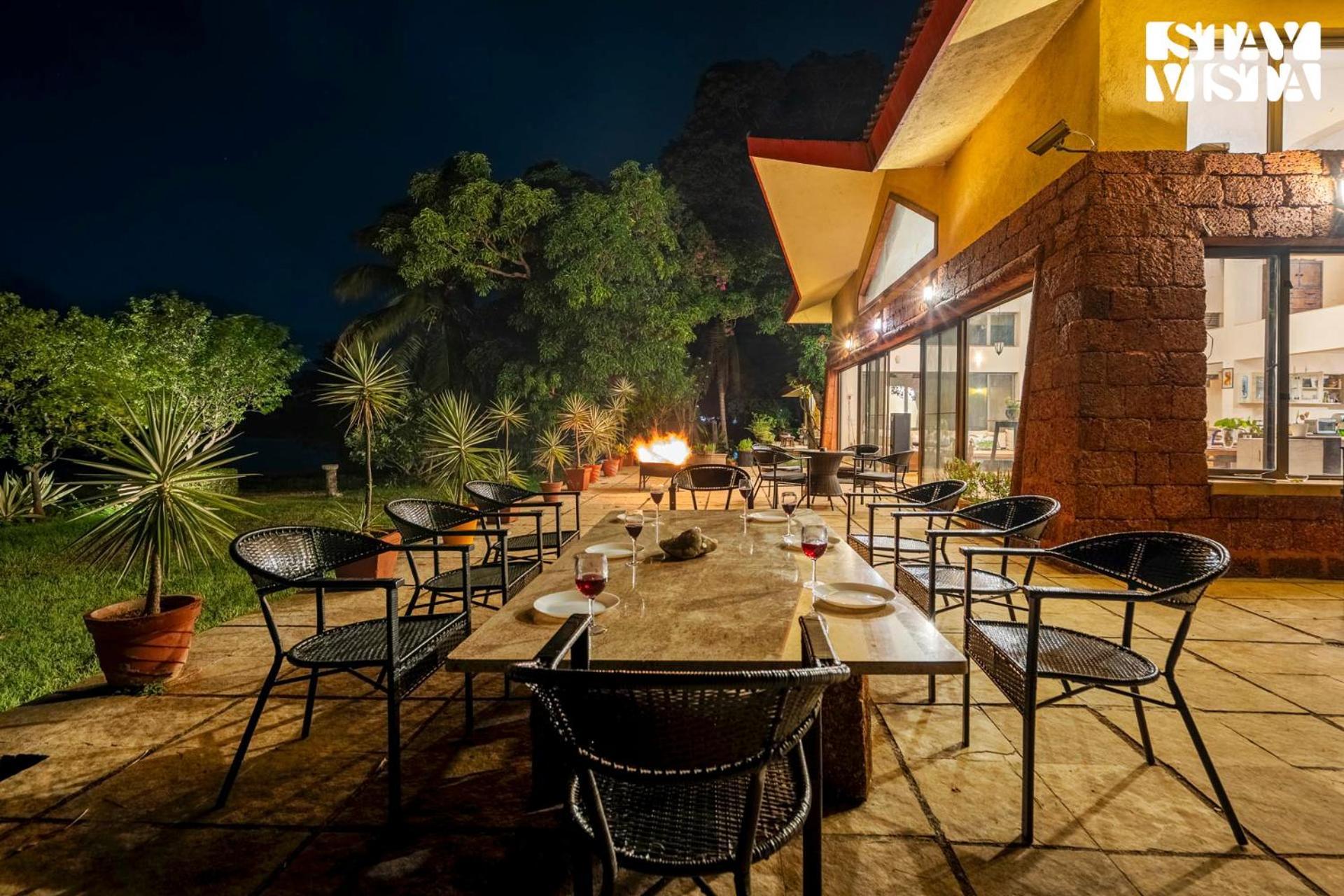 Stayvista At Three Shores With Lake View & Alfresco Dining Khamshet Ngoại thất bức ảnh